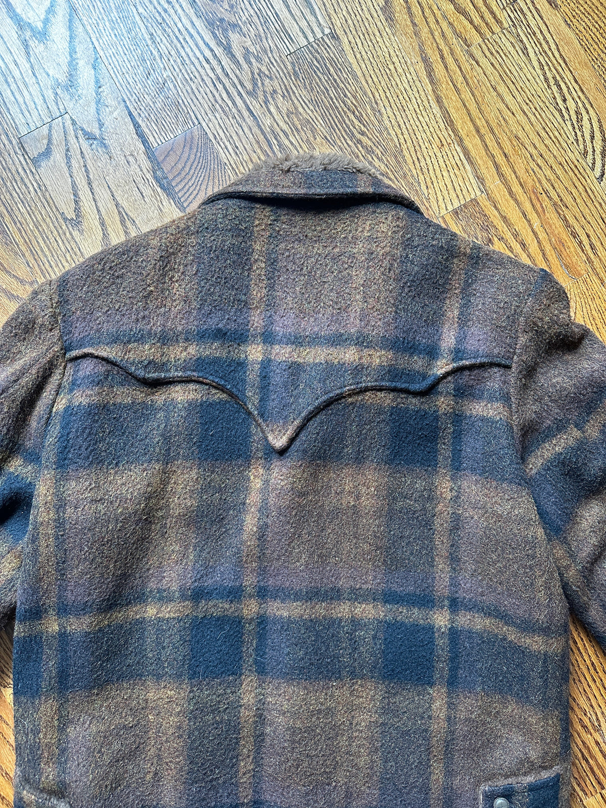 1950/60's BROWN PLAID SHERPA LINED RANCH COAT - MEDIUM