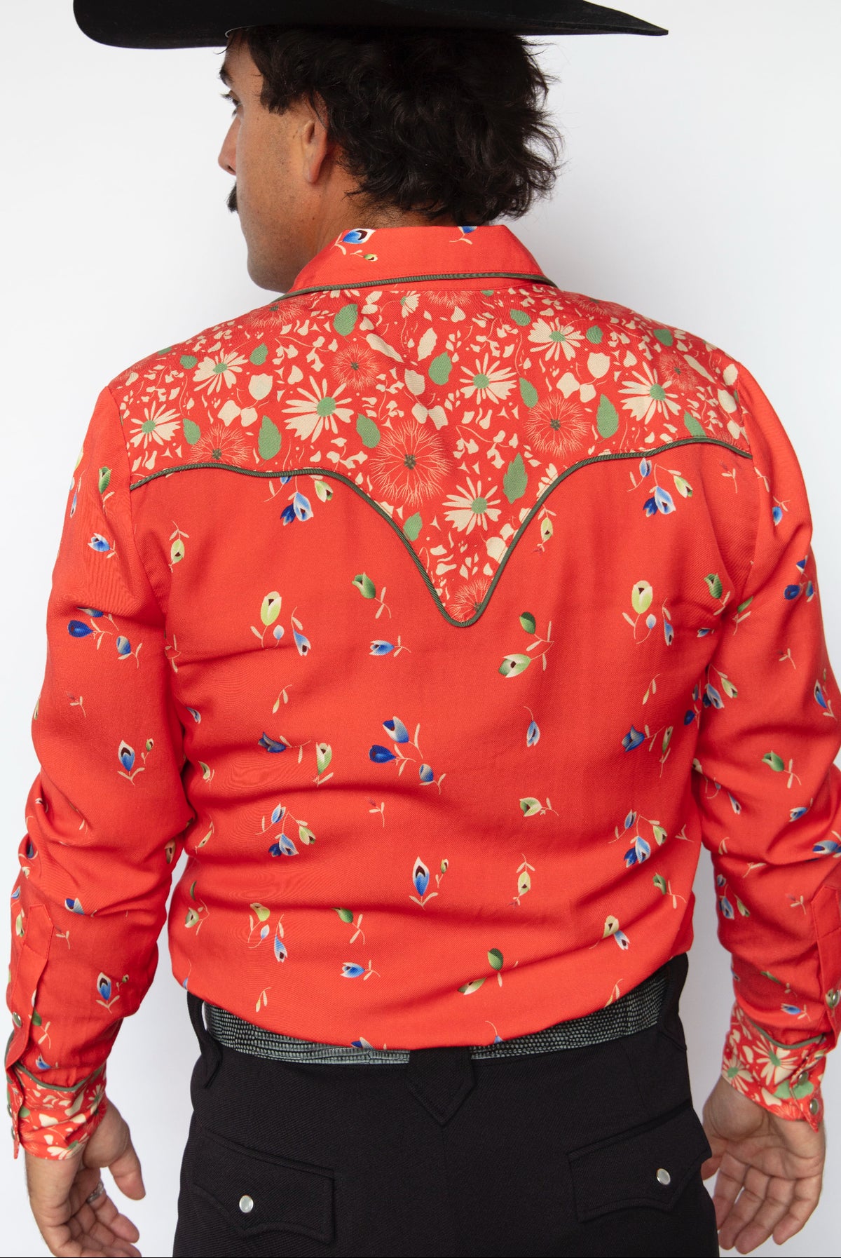Back view of the H Bar C Midlands red floral western shirt with pointed back yoke.