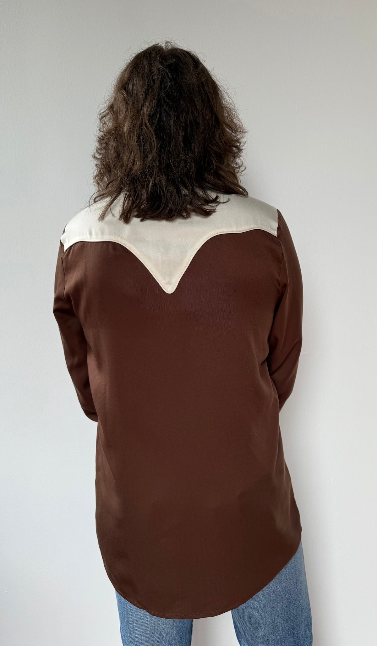 Back view of the H Bar C San Juan chocolate shirt with contrasting off-white back yoke.