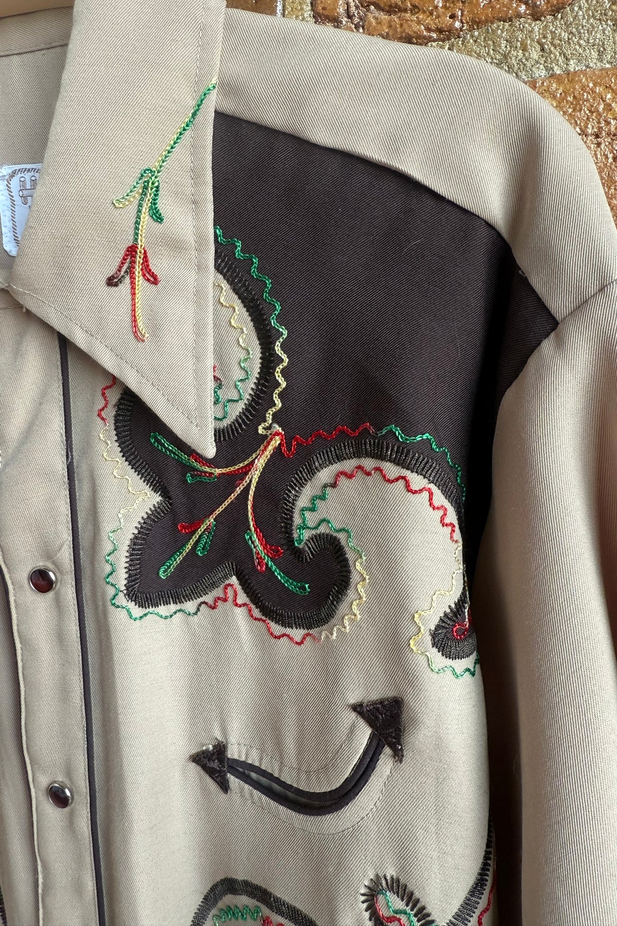 Archive 1970’s Beige Arrowhead Vintage Shirt