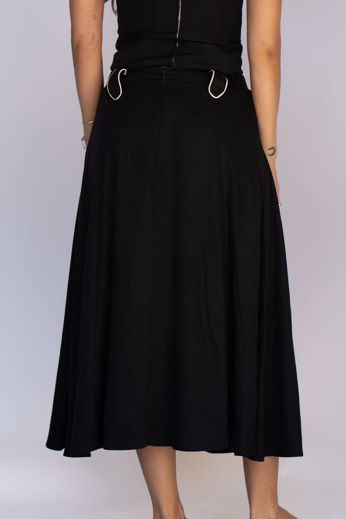 H Bar C Santa Fe black skirt shown from the waist down, a vintage 1940s western skirt revival.