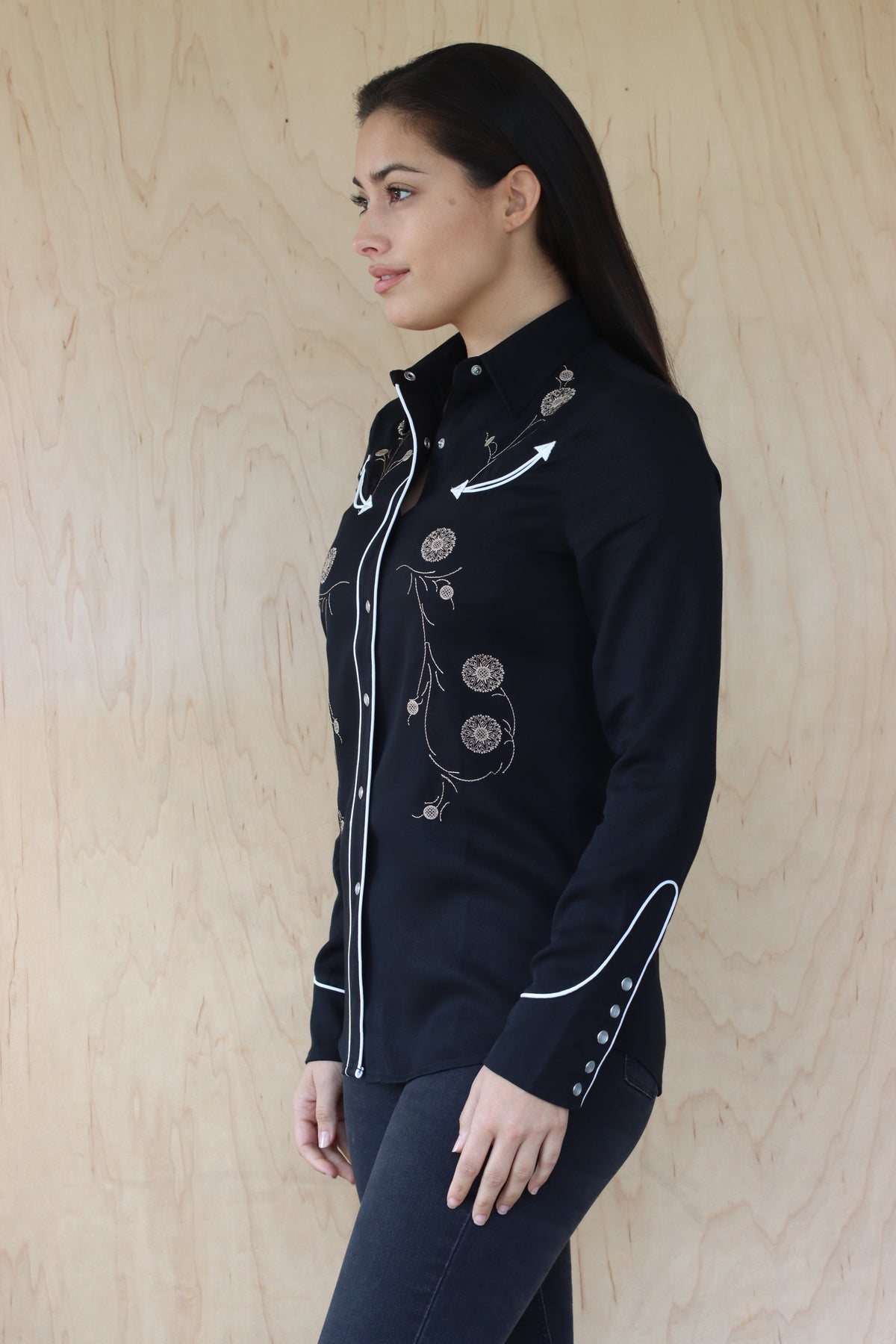 Side view of the HBarC x Gibson J-200 women's black Tencel western shirt.