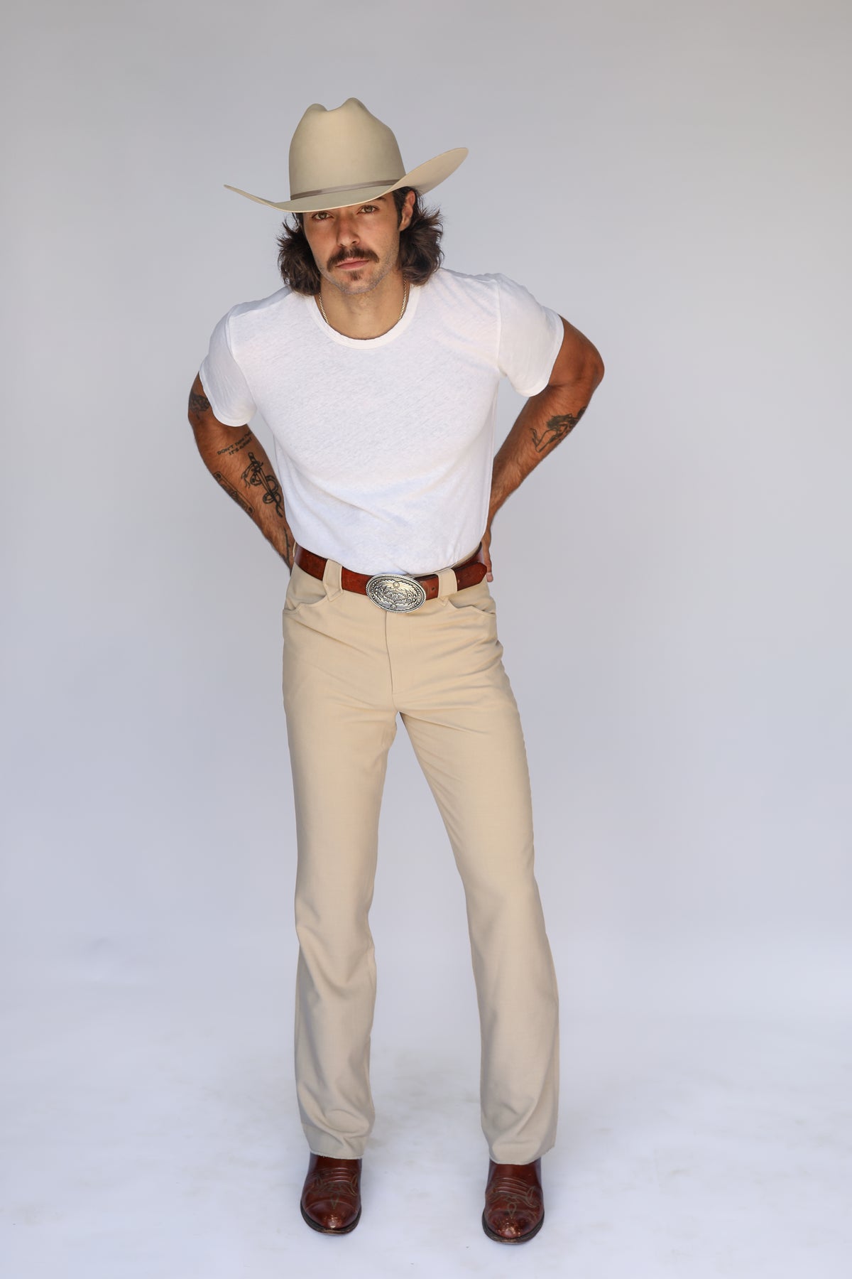 Calamity Men's Suit Tan